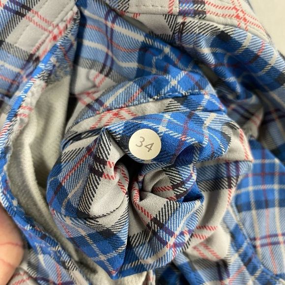 Lululemon Men’s Shorts Size 34 - Picture 5 of 7